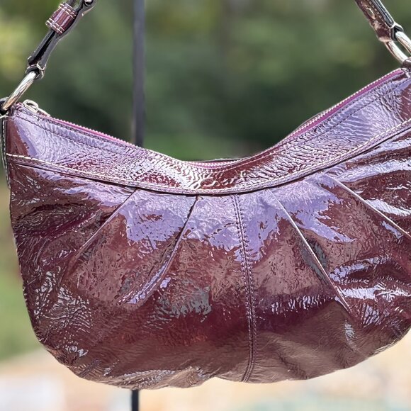 Coach Plum Patent Leather Purse and Matching Wallet #Z19605 - Picture 2 of 12